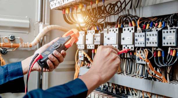 Best Affordable Electrician  in Lady Lake, FL